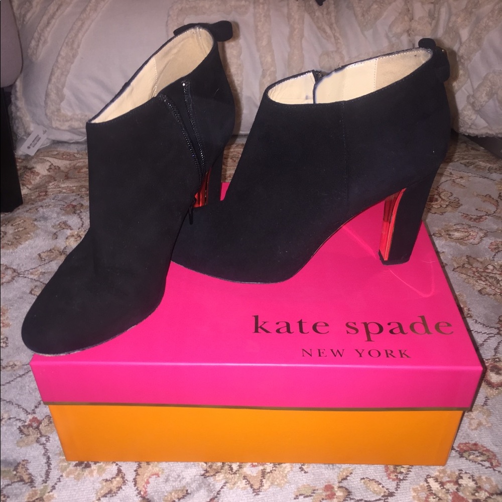 Netta Kate Spade black suede booties. Exlnt cond
